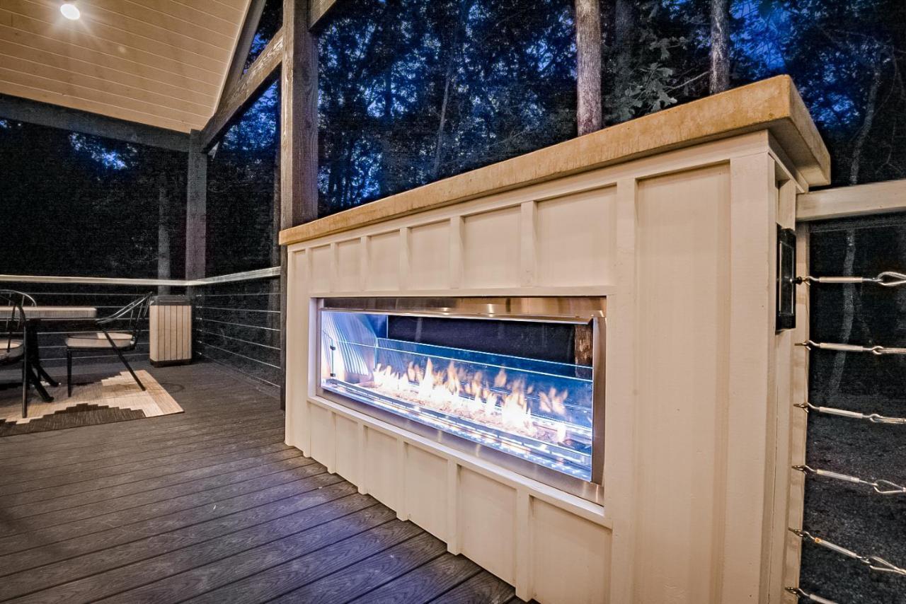 "The Barndo" 4Br Luxury Cabin, Hot Tub, Fire Pit, Bunks, Arcades, Playhouse! Broken Bow Eksteriør bilde