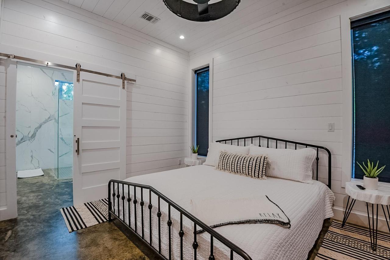 "The Barndo" 4Br Luxury Cabin, Hot Tub, Fire Pit, Bunks, Arcades, Playhouse! Broken Bow Eksteriør bilde